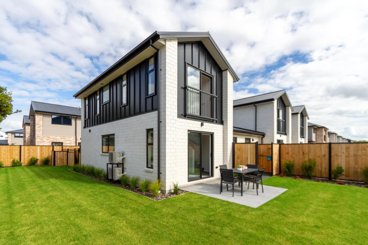 Riccarton 2 Bed 1 Bath W/Garage Lejlighed Christchurch Eksteriør billede